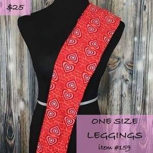 LuLaRoe OS Valentines Leggings